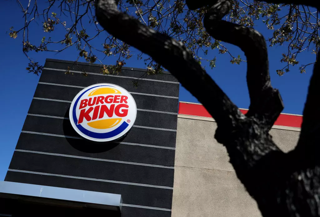 Fast Food Giant Closing Hundreds of Stores