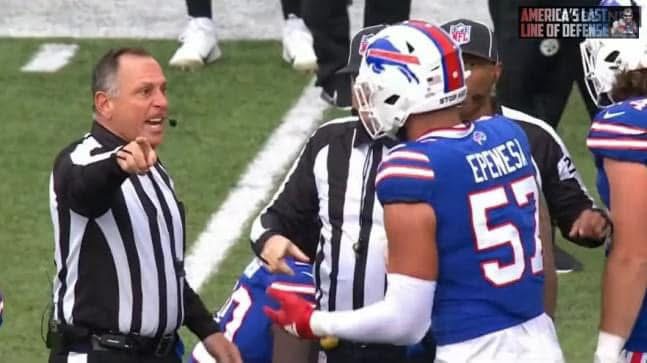 NFL Referees Disqualified 4 Players For Anthem Kneeling in The Latest Game, “Enough Of This Woke Nonsense”